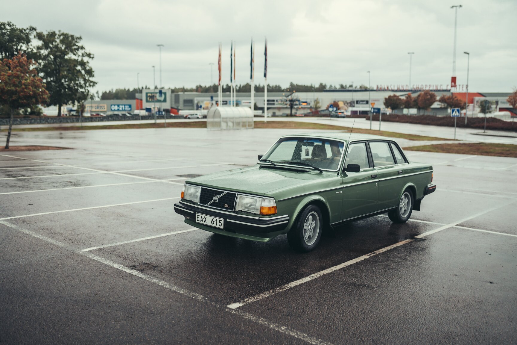 Exterior image of 1981 Volvo 244