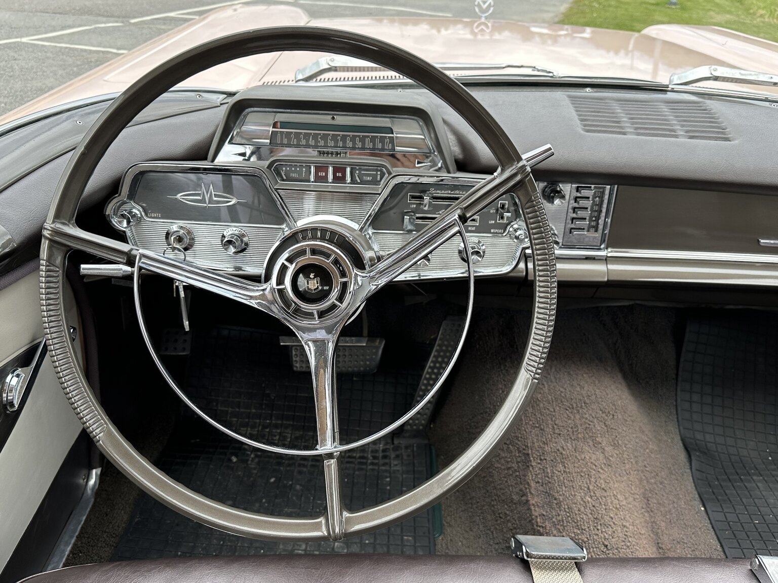 Interior image of 1959 Mercury Monterey 4-door Hardtop Cruiser