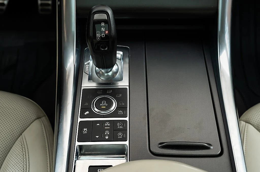 Bild von 2014 Land Rover Range Rover (24)