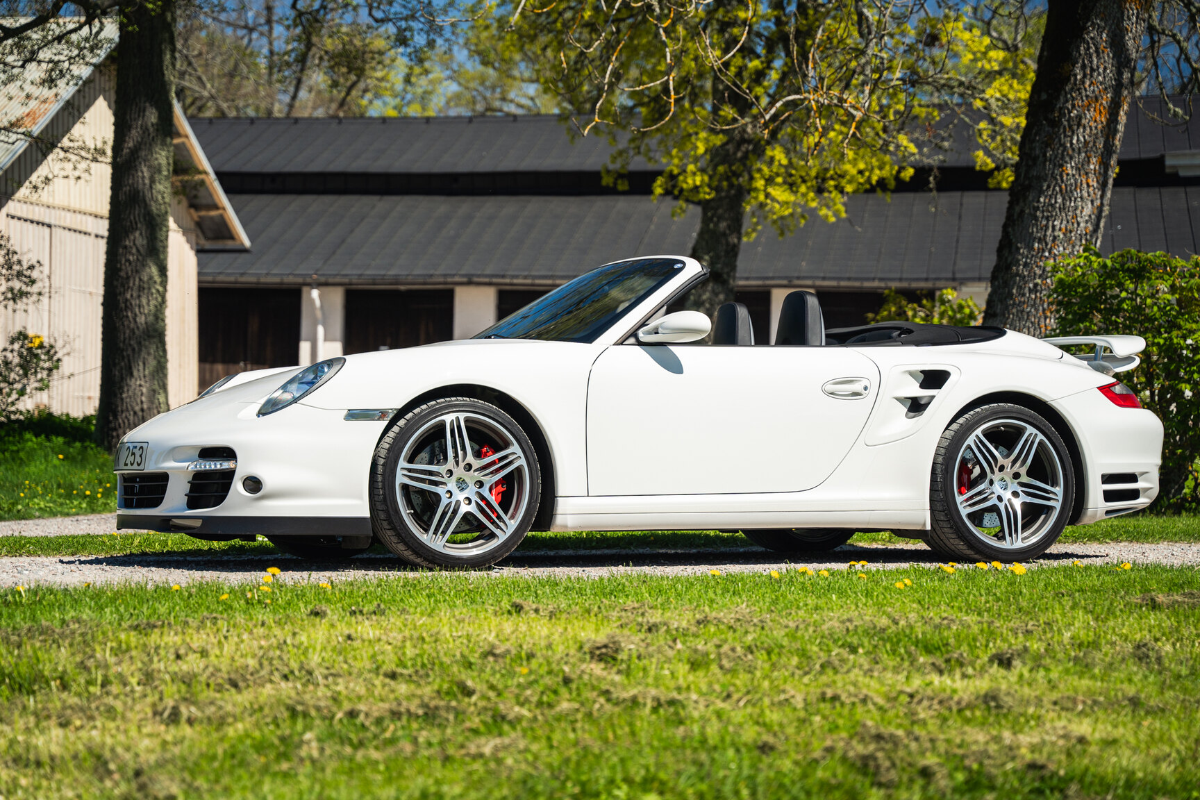 Exteriörbild på 2008 Porsche 911 Turbo Cabriolet (14)
