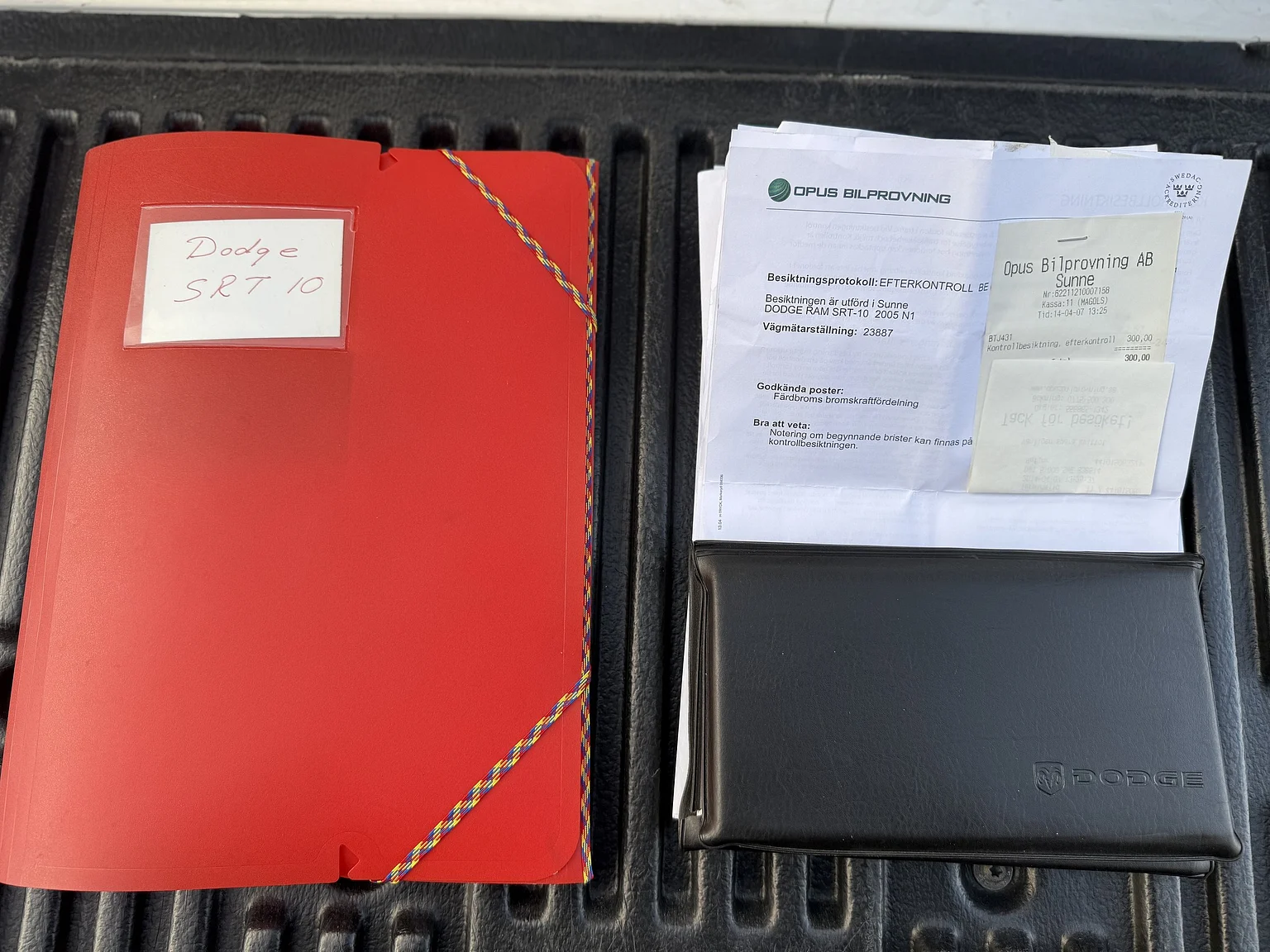 Dokumentation för 2005 Dodge RAM SRT-10 Regular Cab Manual  (1)