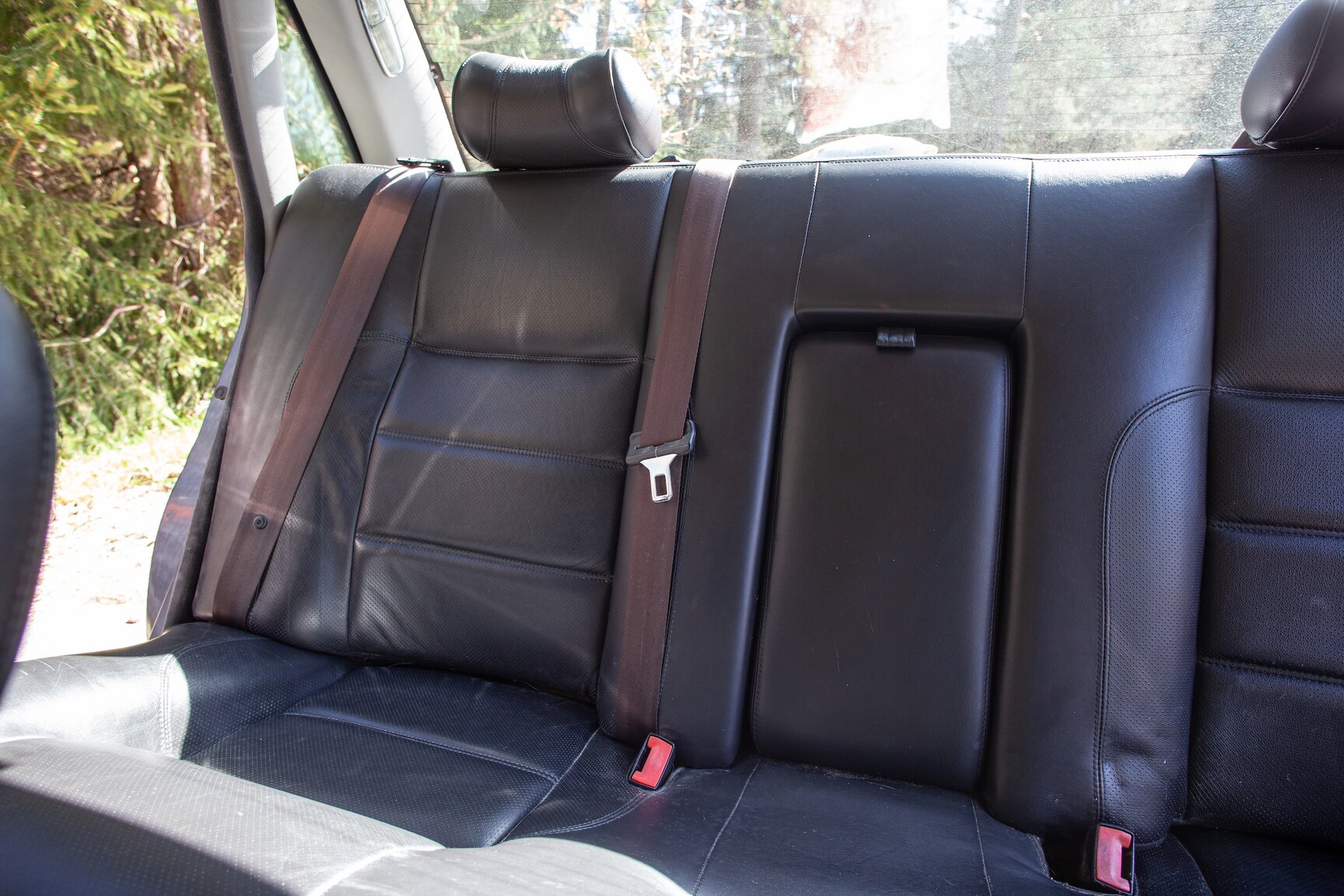 Interior image of 1997 Jaguar XJ6 3.2