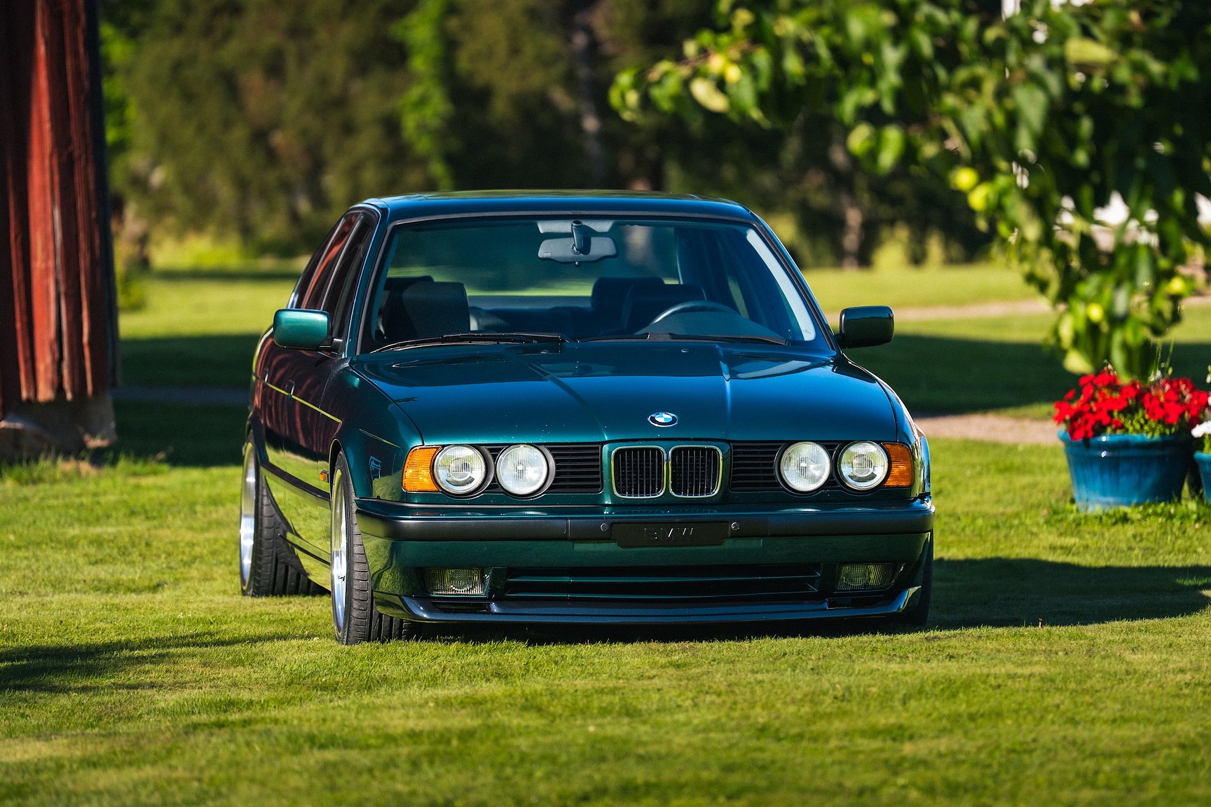 Exterior image of 1993 BMW 525 tds "No Reserve Auction"