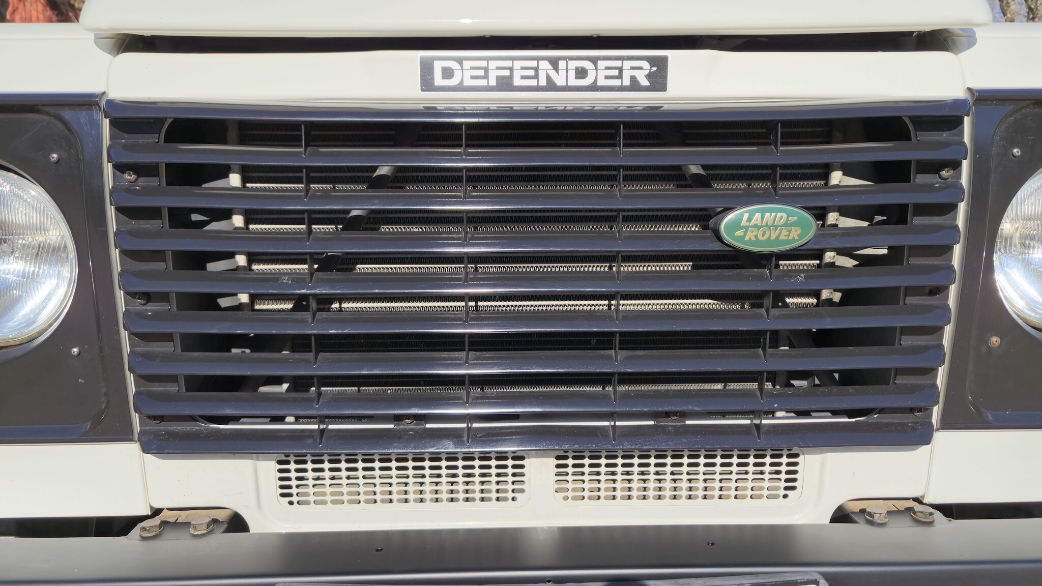 Aussenfoto 1999 Land Rover Defender Single Cab Pickup