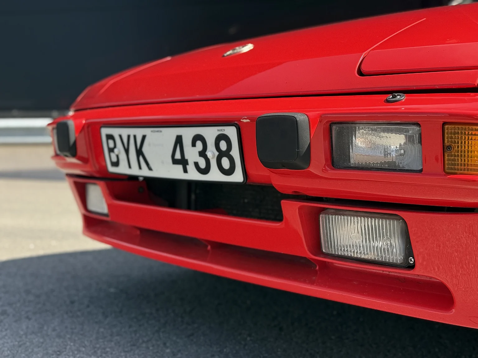 Exteriörbild på 1984 Porsche 944 Targa (42)