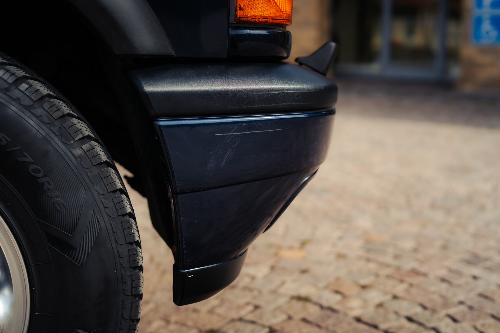 Exteriörbild på 1999 Landrover Discovery II V8