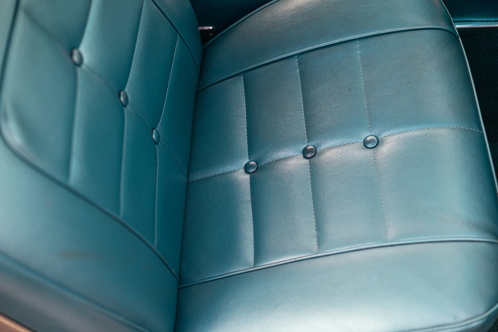 Innenraumfoto von 1964 Buick Riviera Coupé (28)