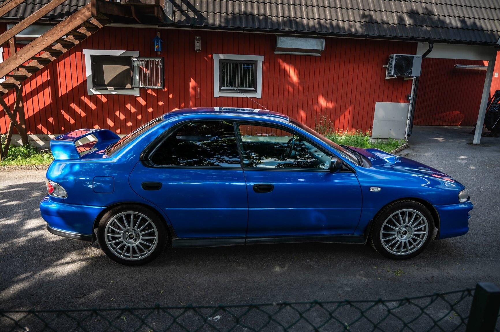 Exterior image of 1999 Subaru Impreza GT