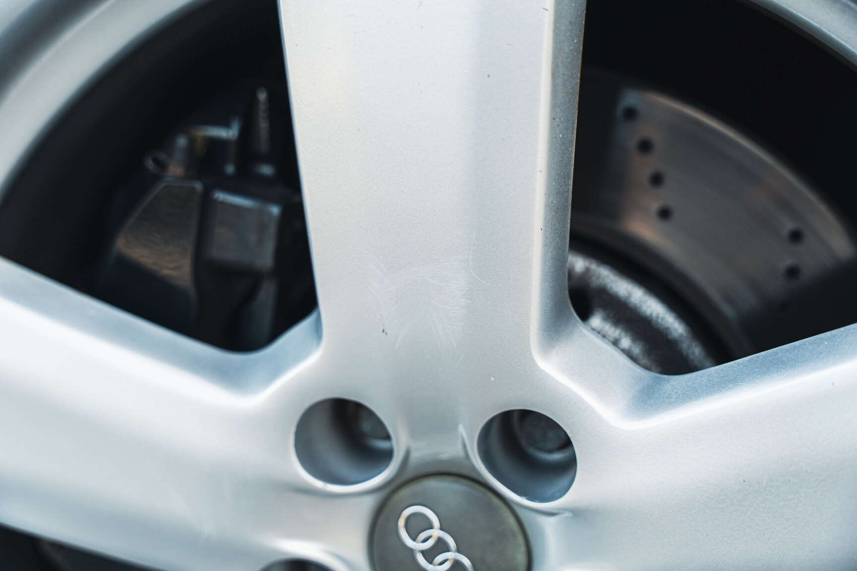 Exterior image of 2003  Audi RS6 C5