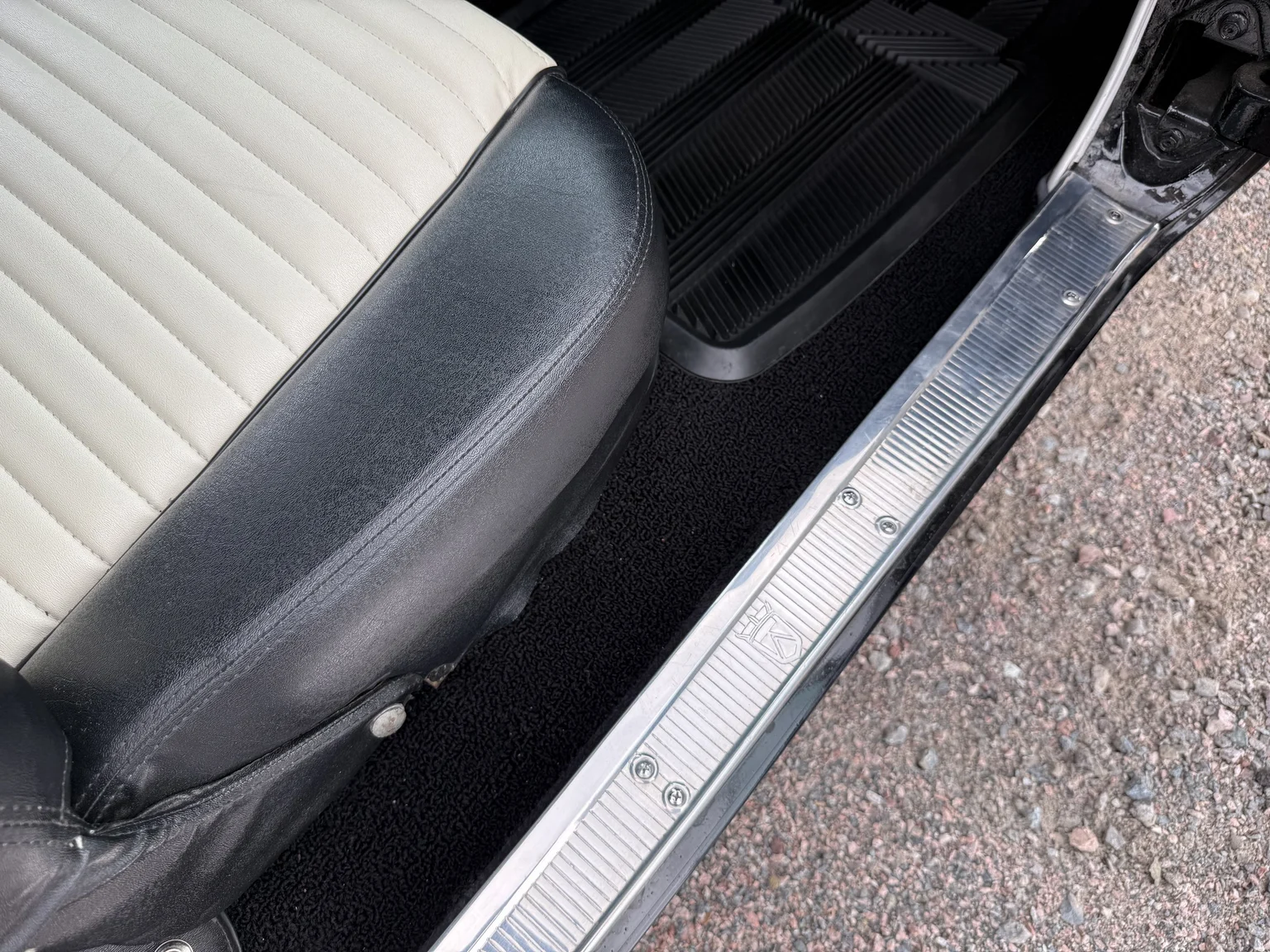 Innenraumfoto von 1957 Ford Thunderbird (45)