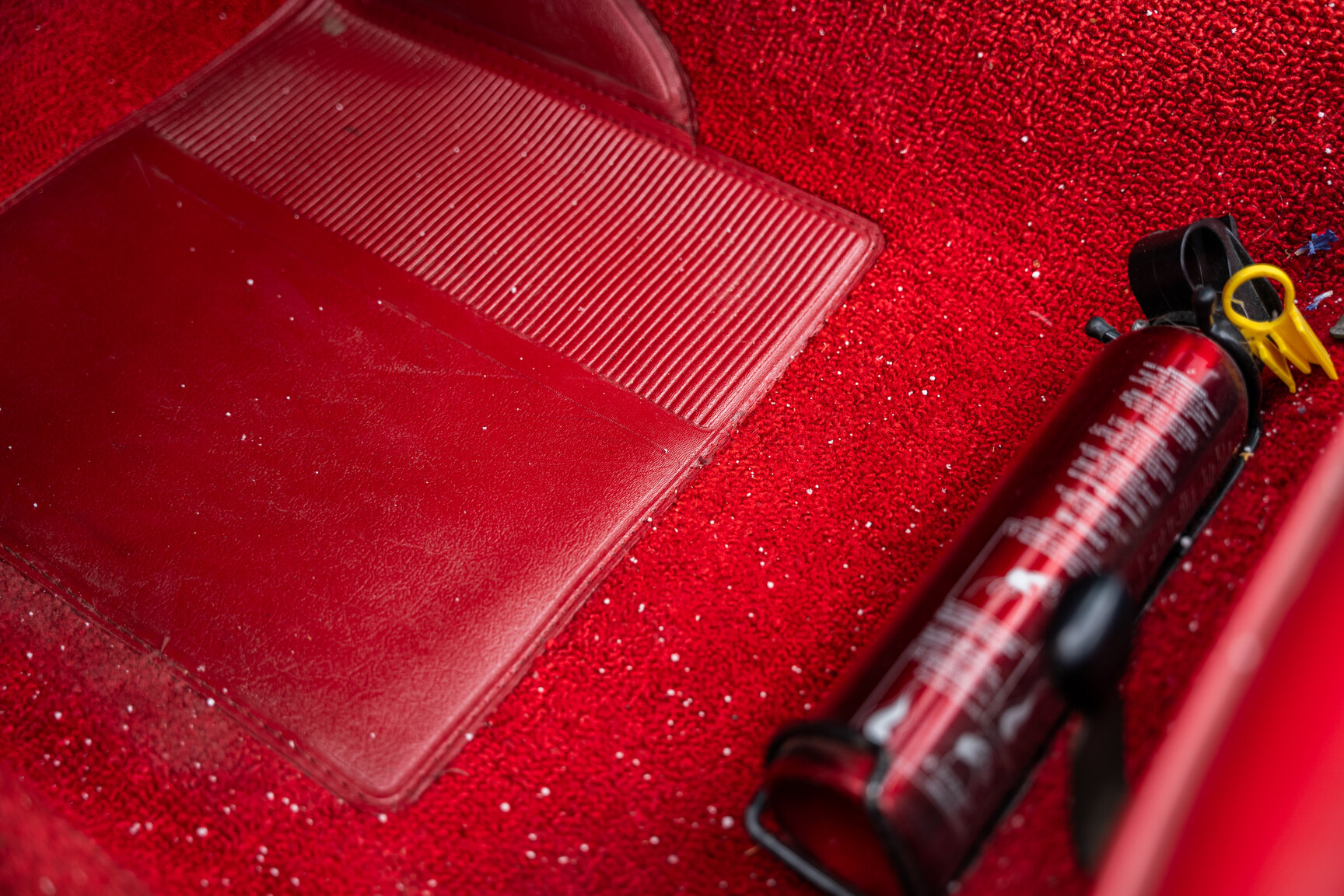 Interior image of 1965 Ford Mustang Cabriolet (37)