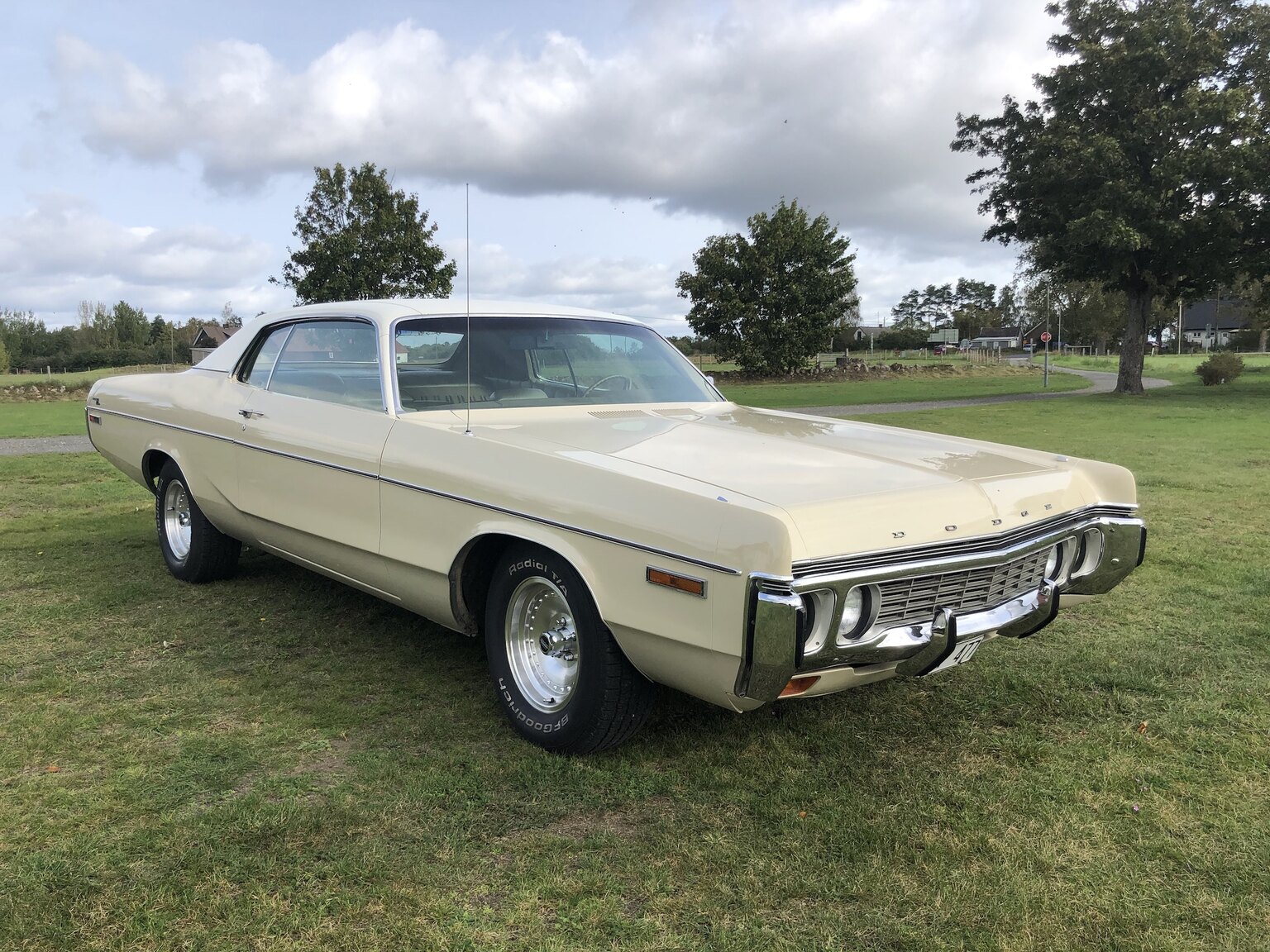 Exterior image of 1972 Dodge Polara Custom