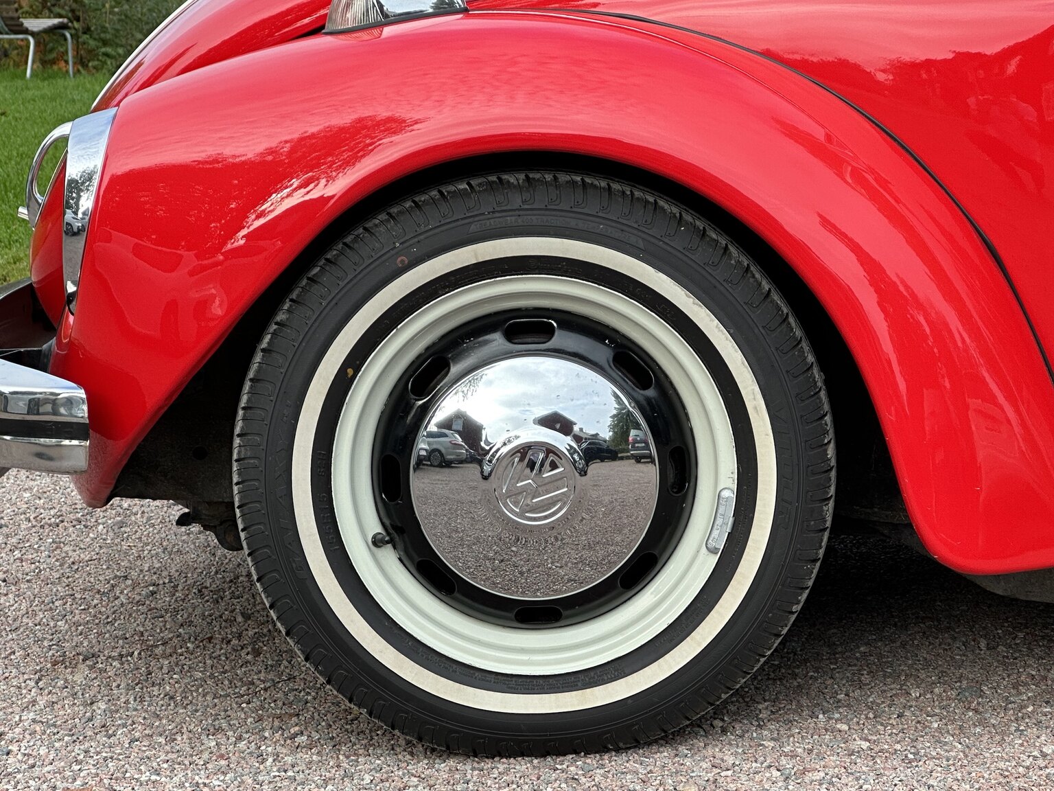 Exterior image of 1971 Volkswagen beetle 1302 cabriolet
