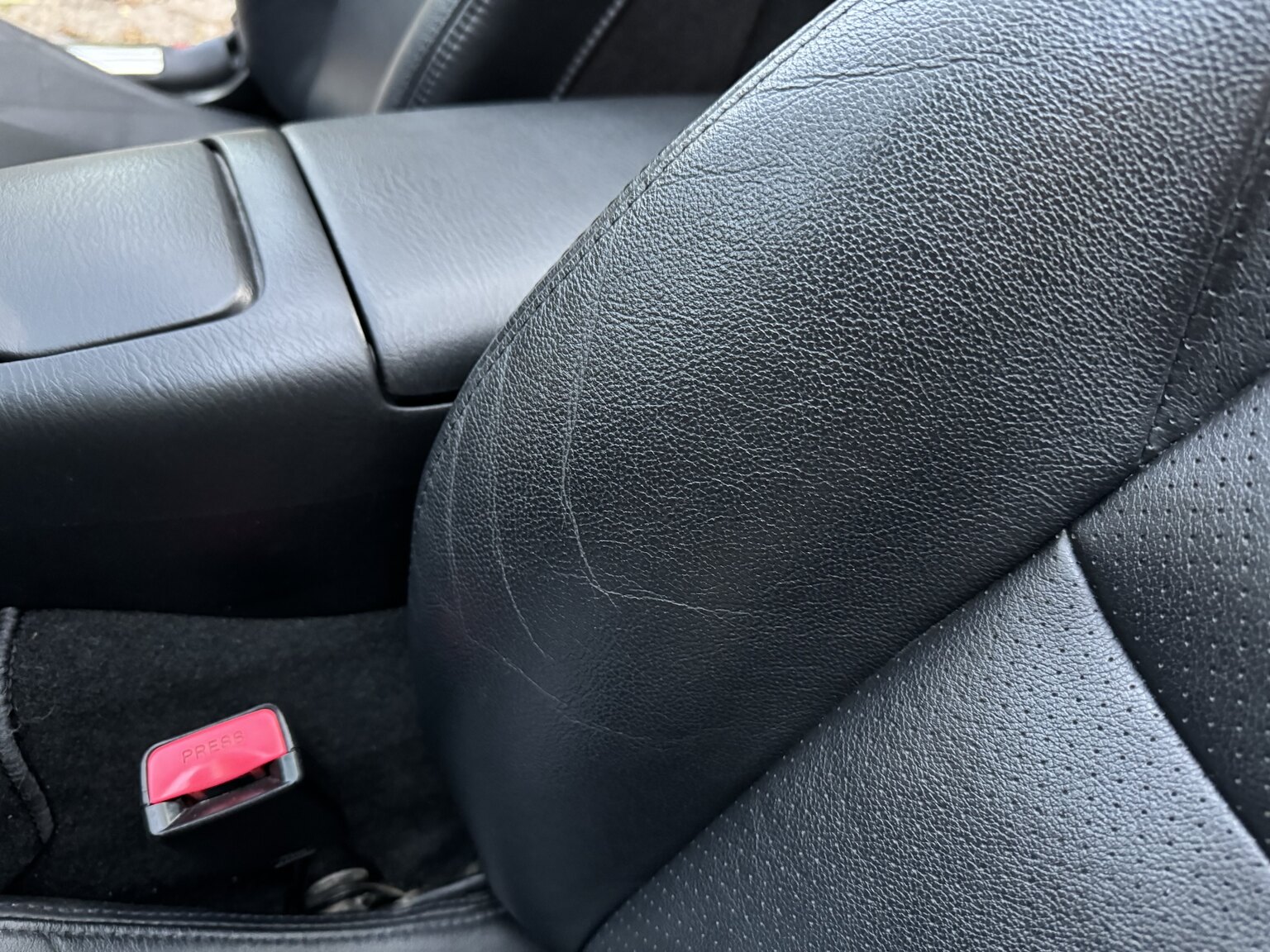 Innenraumfoto von 2004 Mazda MX-5