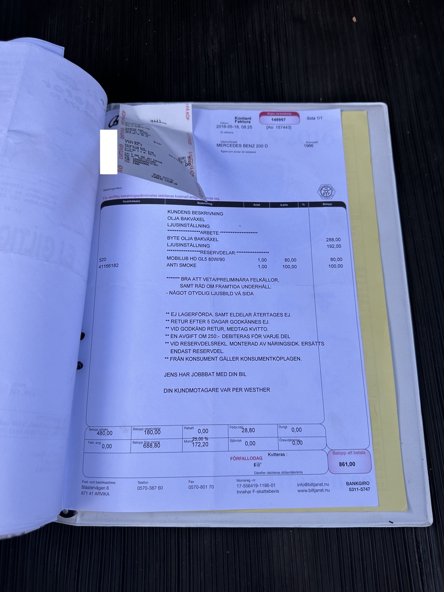 Documentation for 1966 Mercedes-Benz 200 D "Heckflosse"