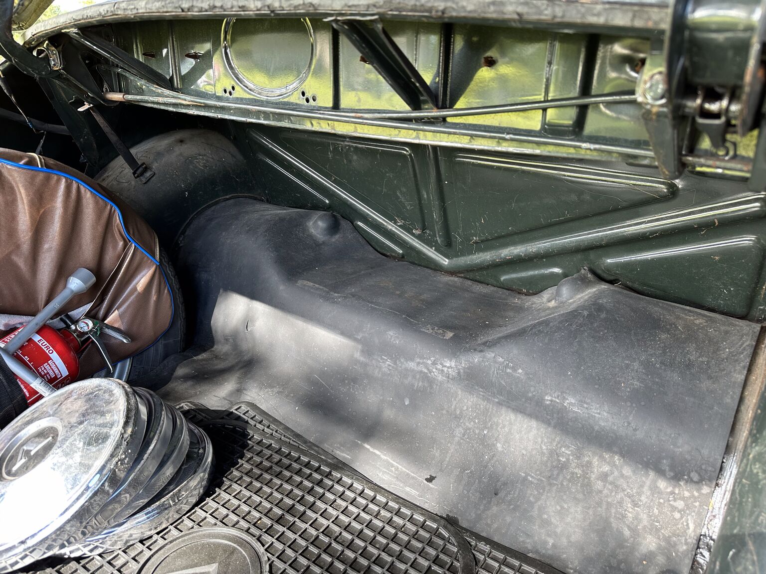 Interior image of 1967 Volvo Amazon 123 GT (53)