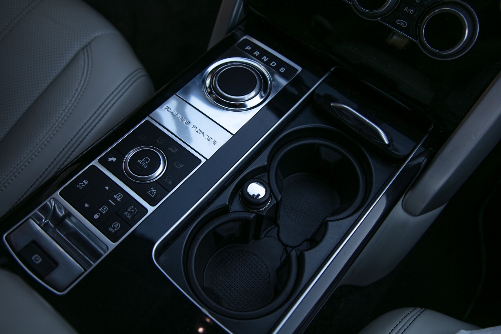 Innenraumfoto von 2014 Land Rover Range Rover 5.0 V8 Autobiography 