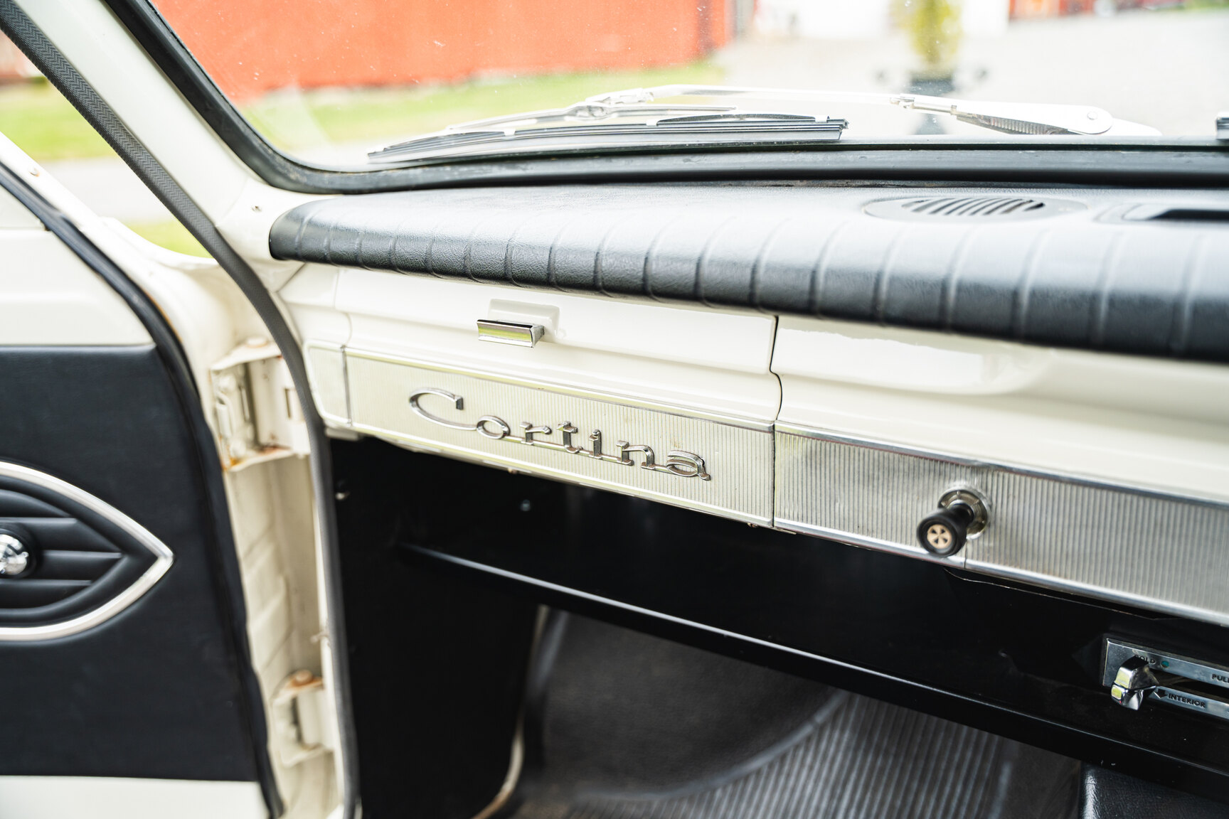 Interior image of 1963 Ford Cortina Lotus (38)