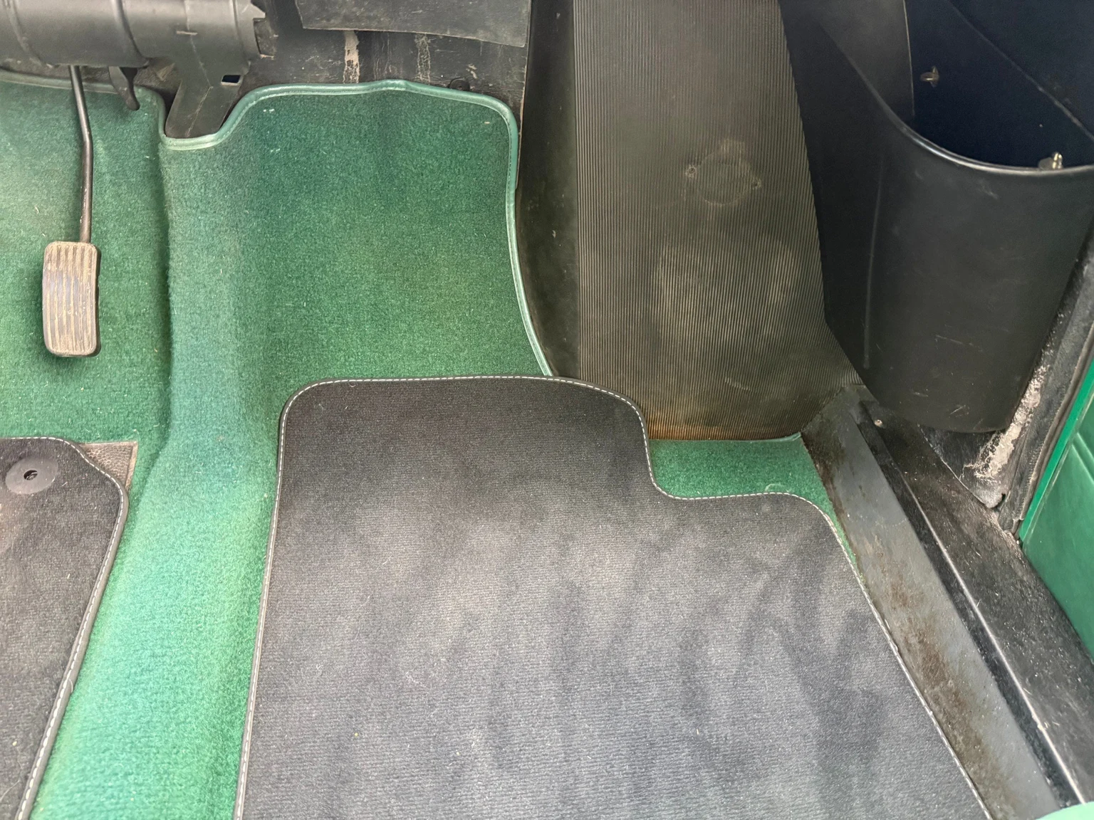 Innenraumfoto von 1975 Saab 95 V4 kombi - 7-sits (20)
