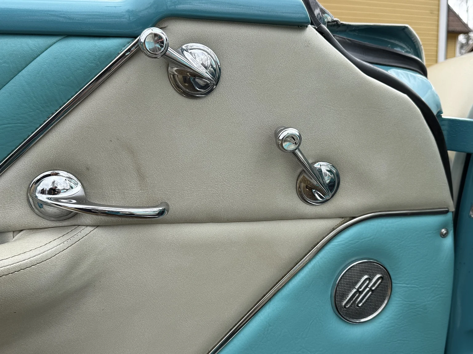 Interior image of 1955 Oldsmobile Super 88 (33)