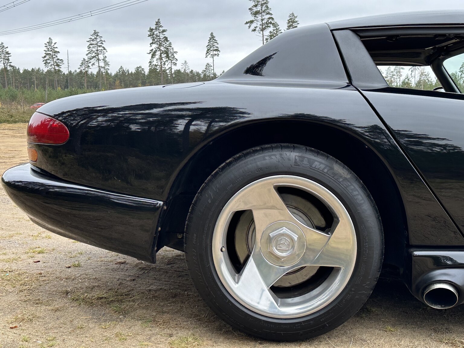 Exteriörbild på 1994 Chrysler Viper RT/10 (23)