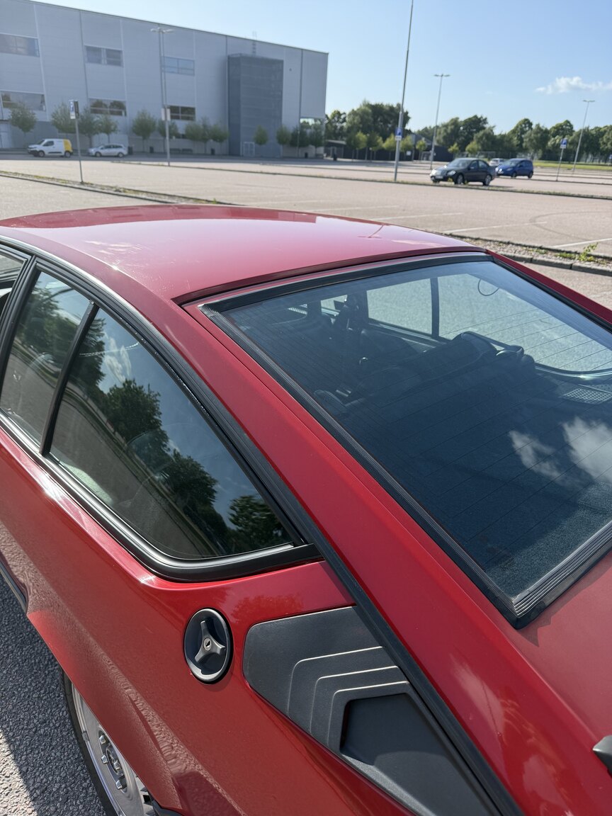 Aussenfoto 1986 Alfa Romeo Alfetta GTV 2.0