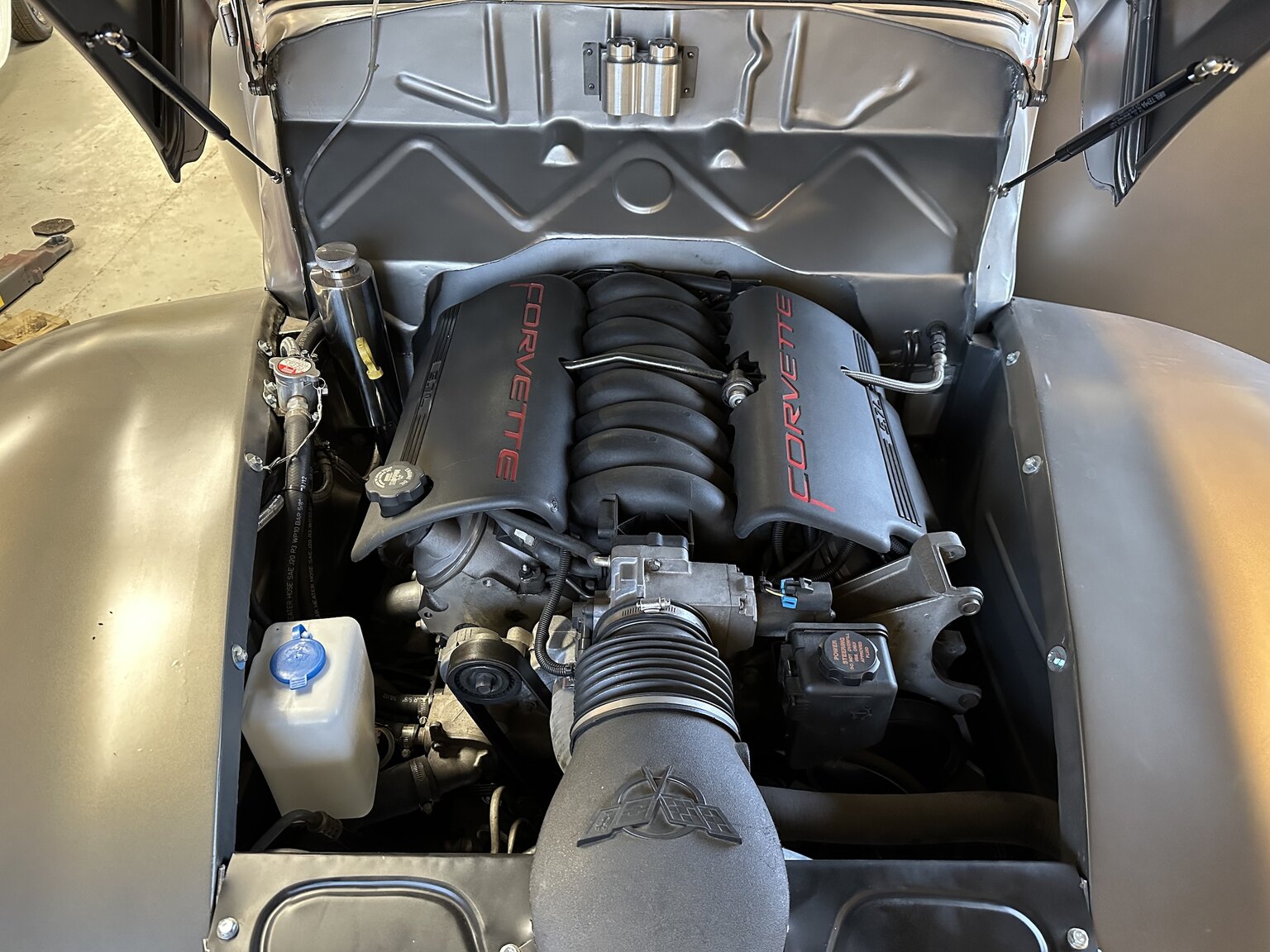 Image of 1939 Custom Ford Fordor "Forvette" mechanics