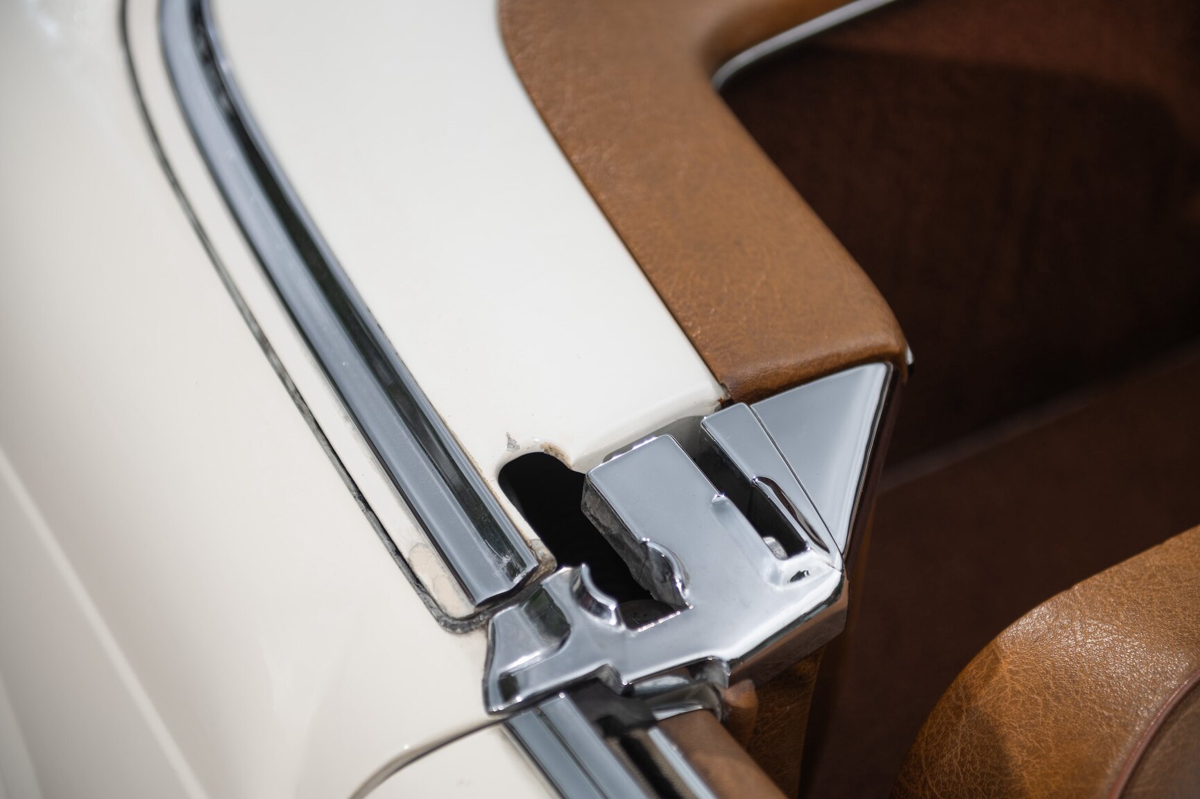 Aussenfoto 1968 Mercedes-Benz 280 SL Pagoda (49)