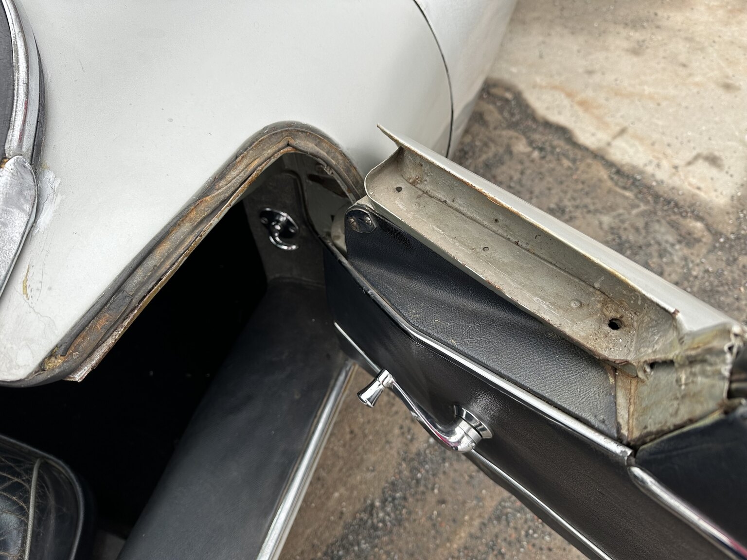 Interior image of 1962 Jaguar E-Type 3.8 Series I