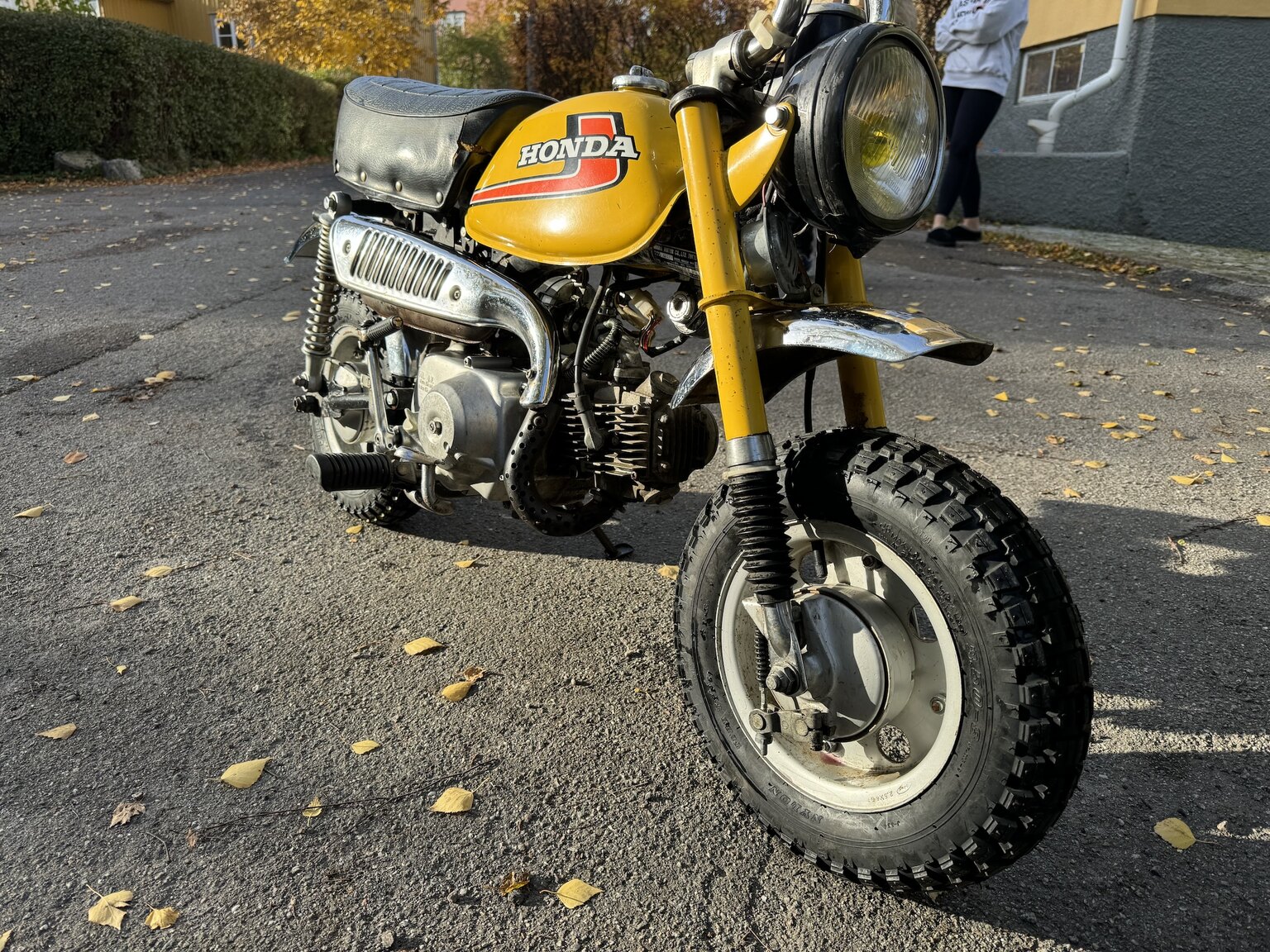 Exteriörbild på 1976 Honda Monkey Z50