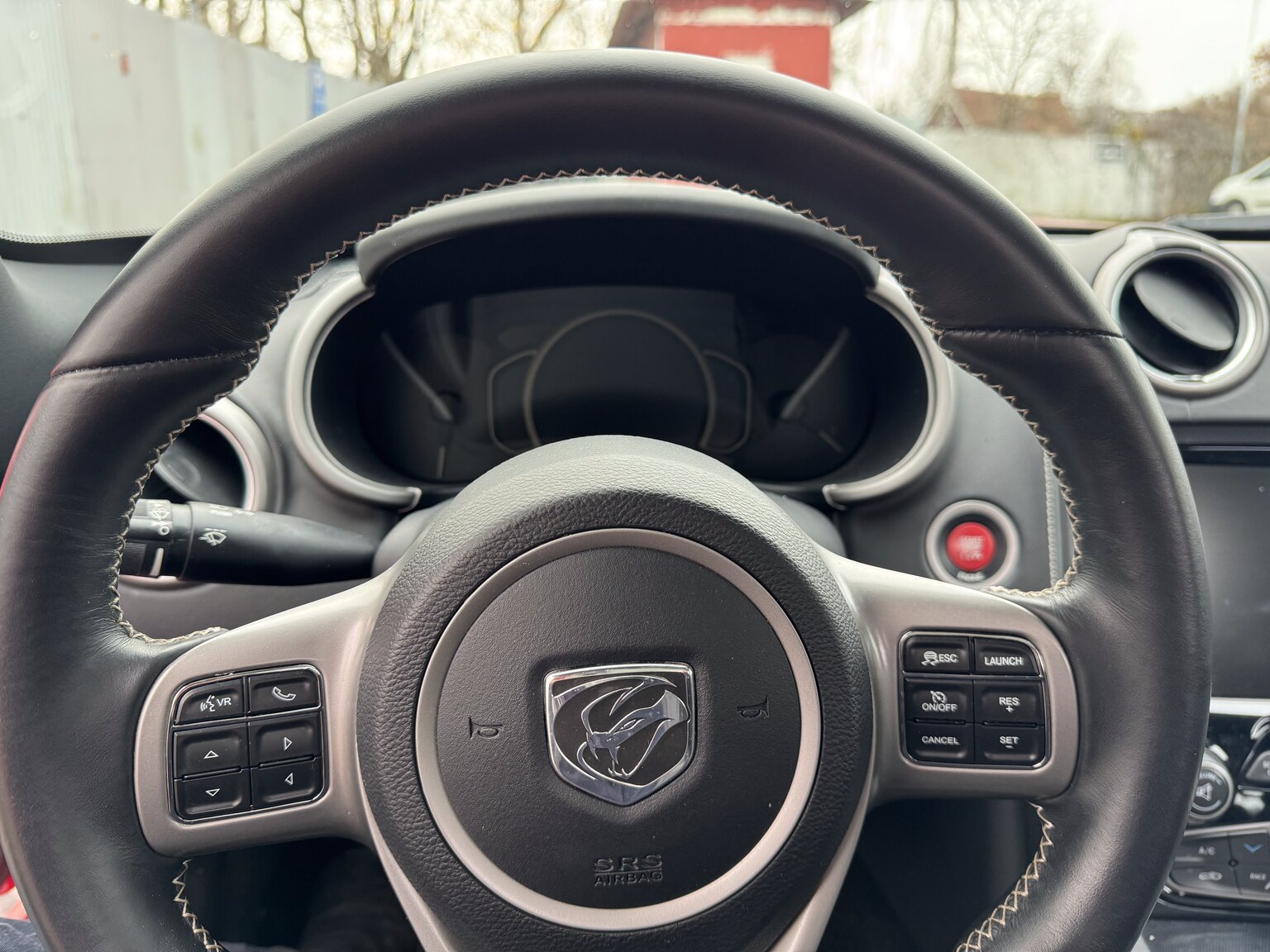 Interiörbild 2014 Dodge Viper GTS (14)