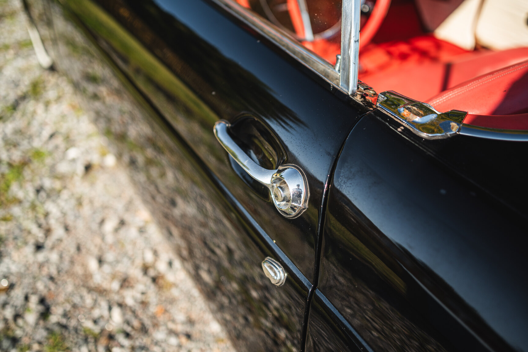 Exterior image of 1956 Ford Thunderbird