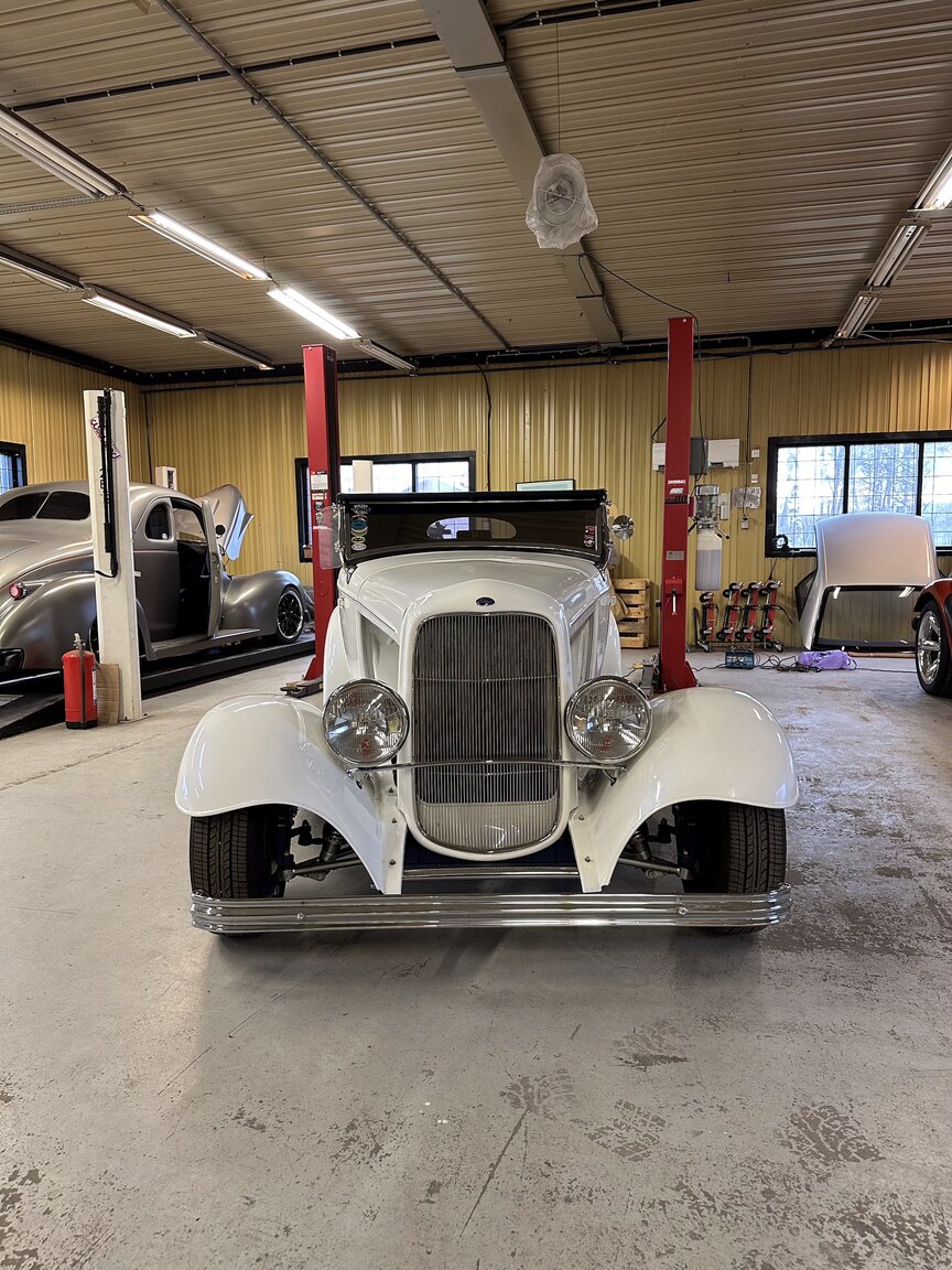 Exterior image of 1932 Custom Ford Rod White Ice