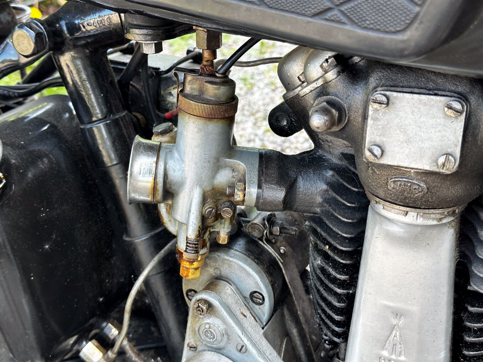Image of 1943 BSA 500 mechanics