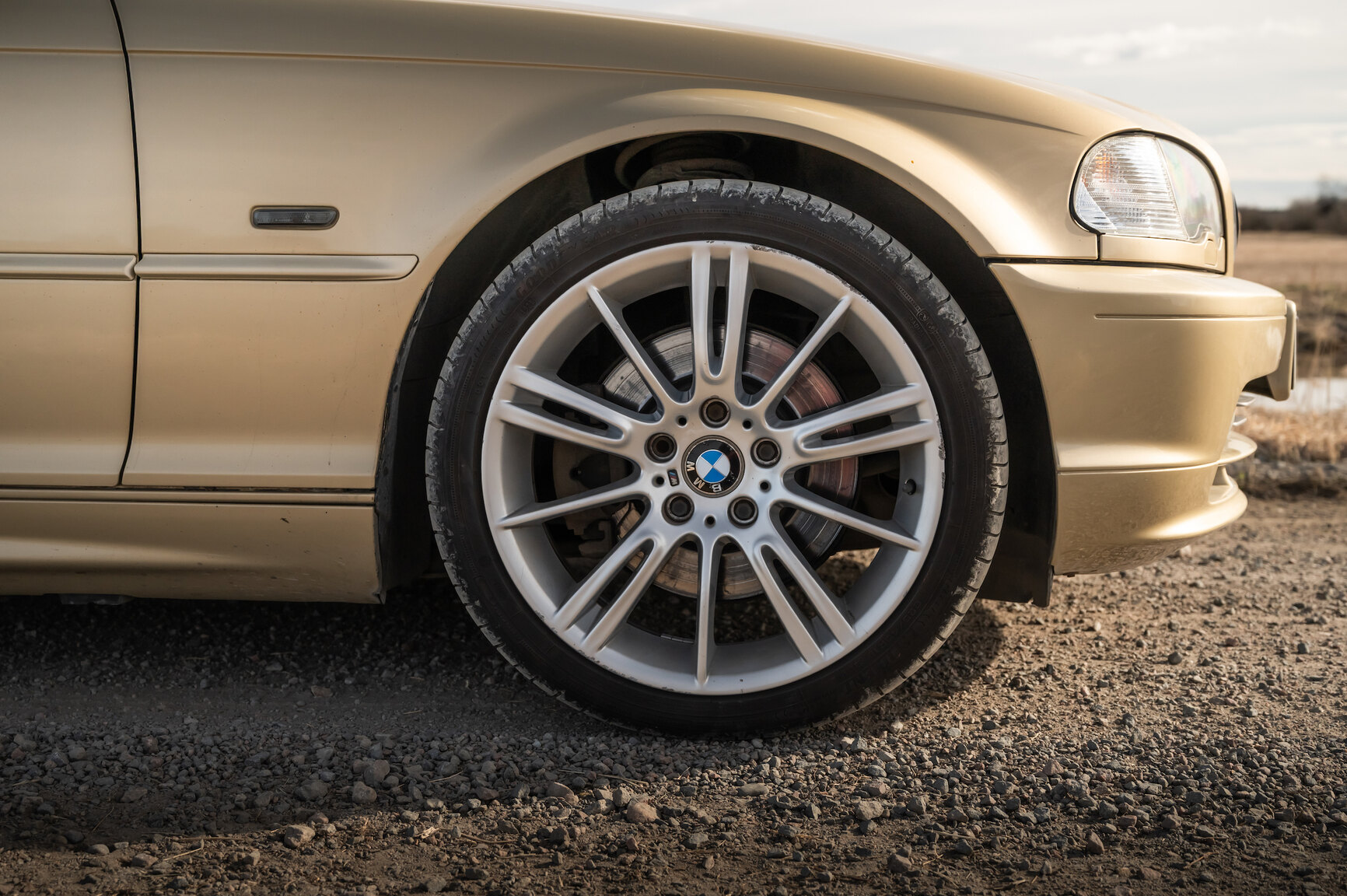 Exteriörbild på 2001 BMW 330Ci
