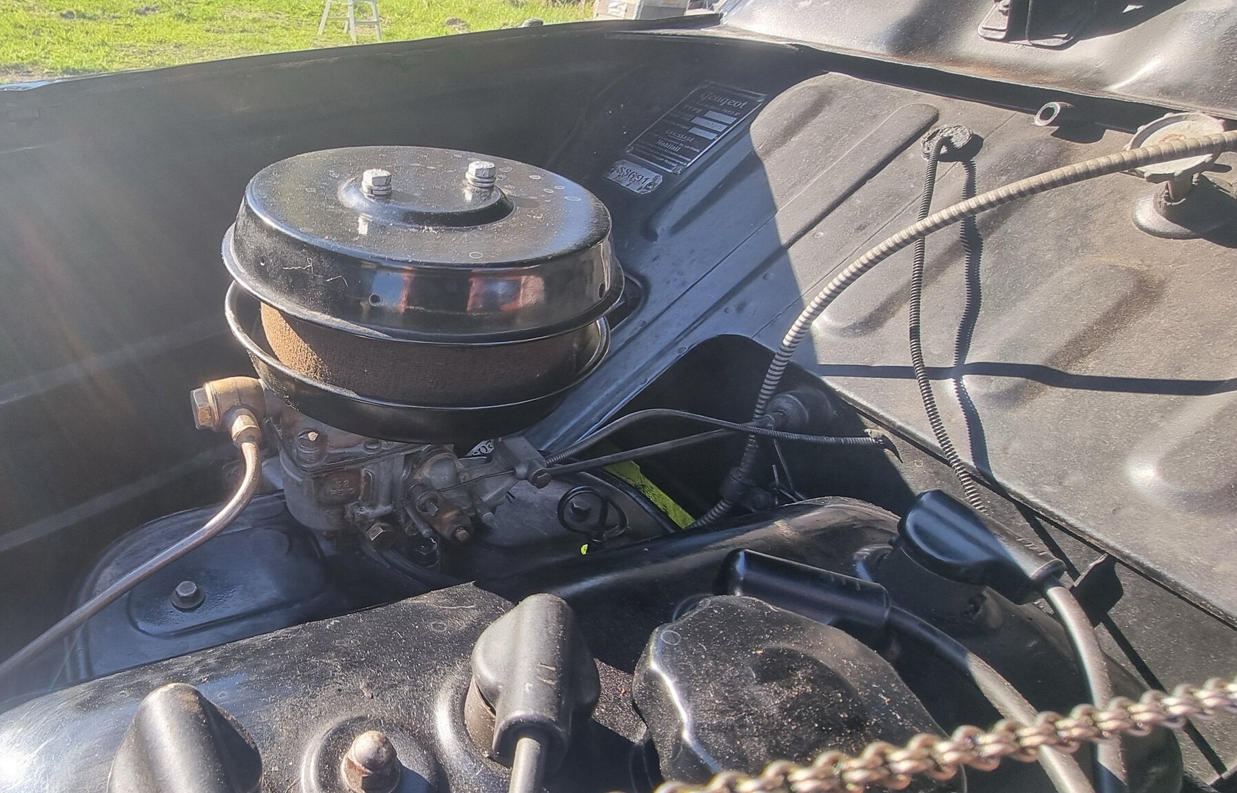 Image of 1951 Peugeot 203 De Luxe mechanics