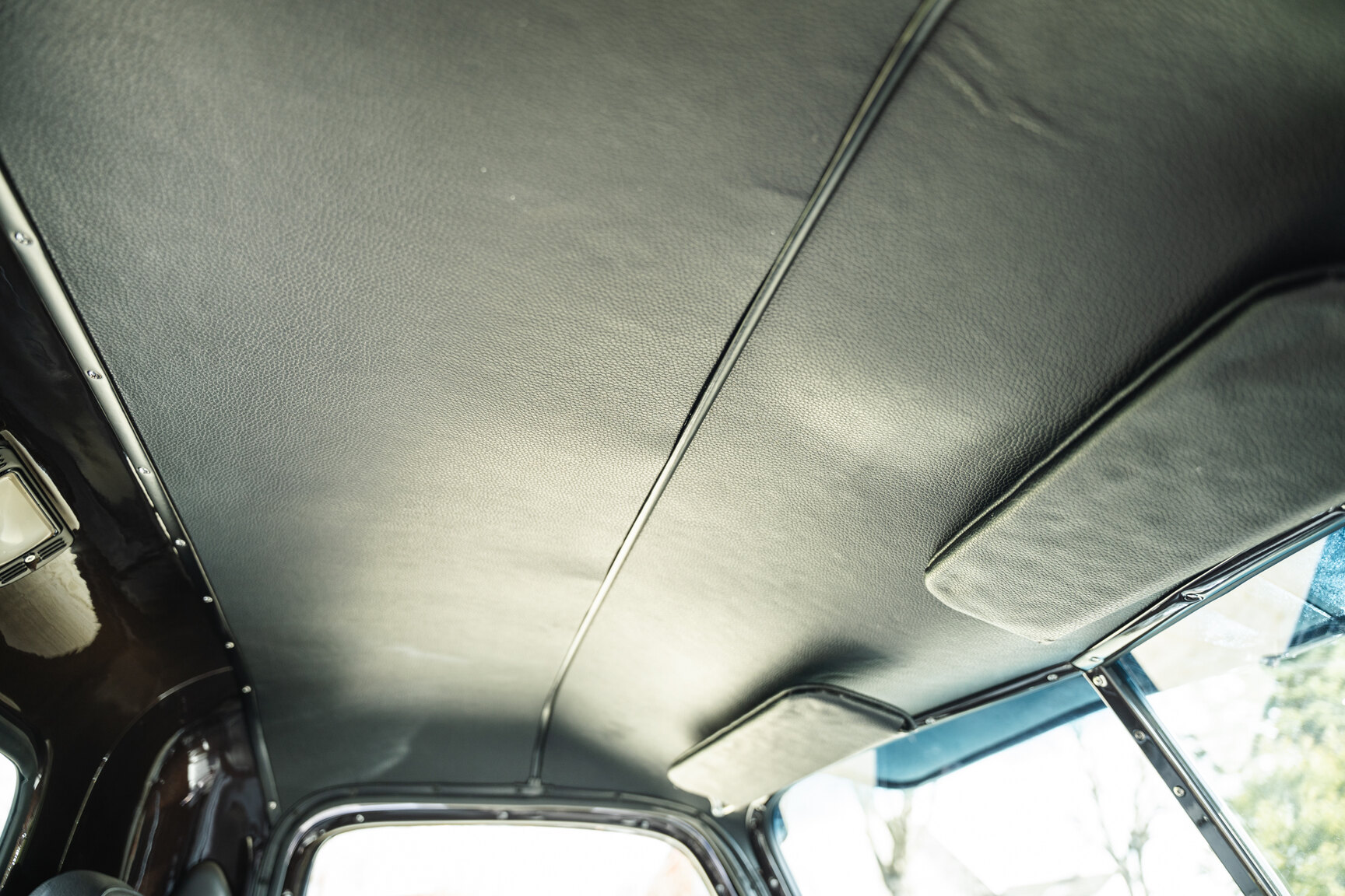 Innenraumfoto von 1948 Chevrolet COE Loadmaster