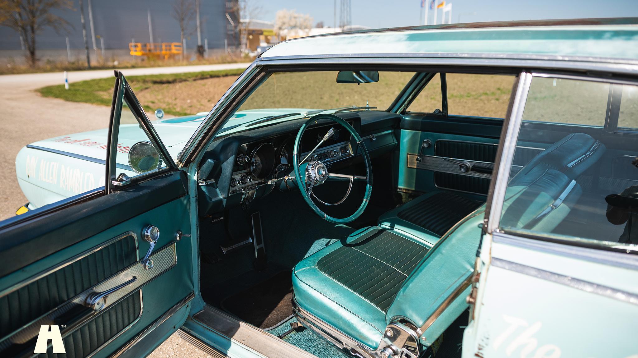 Interiörbild 1965 AMC Rambler Marlin 327 CUI 5.4 V8