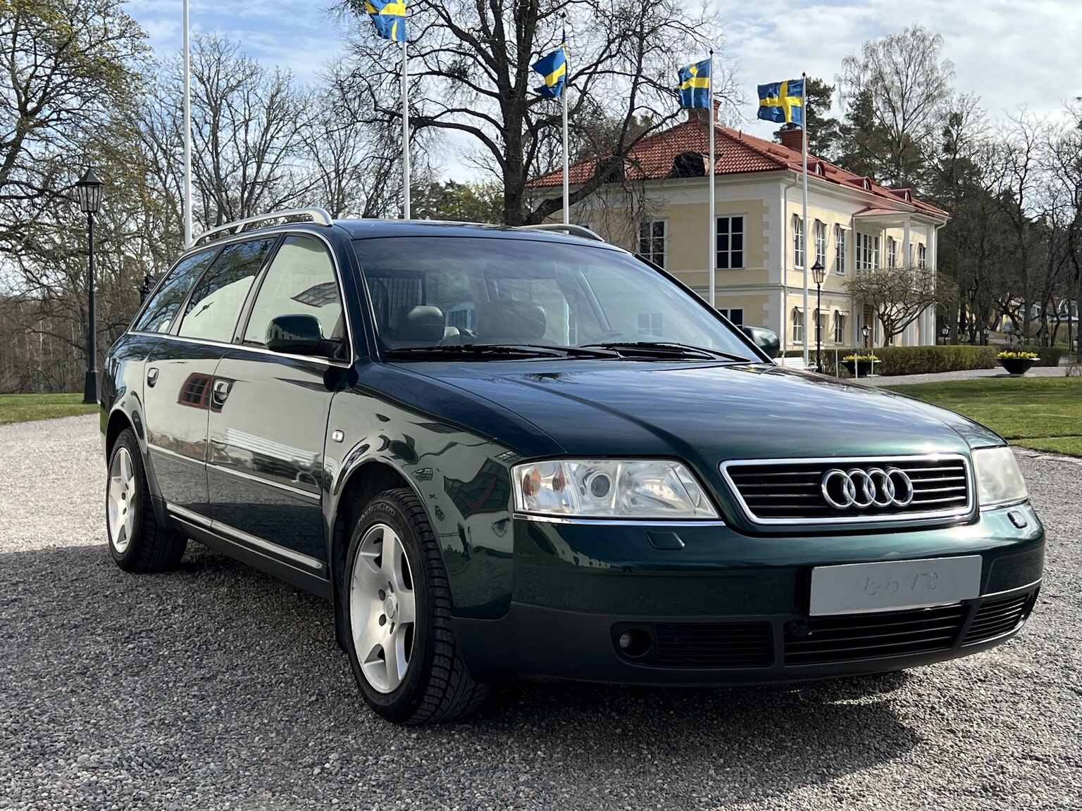 Exteriörbild på 1998 Audi A6 Avant 1.8T
