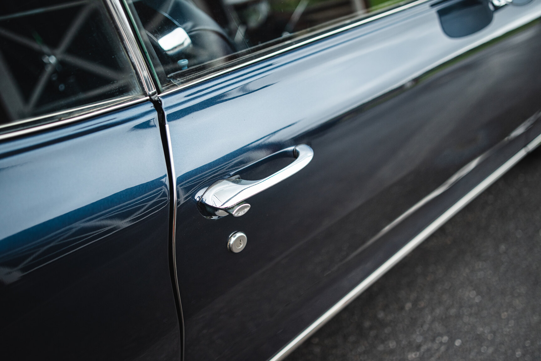 Exterior image of 1965 Pontiac Catalina 421 Tripower-Pack 2+2