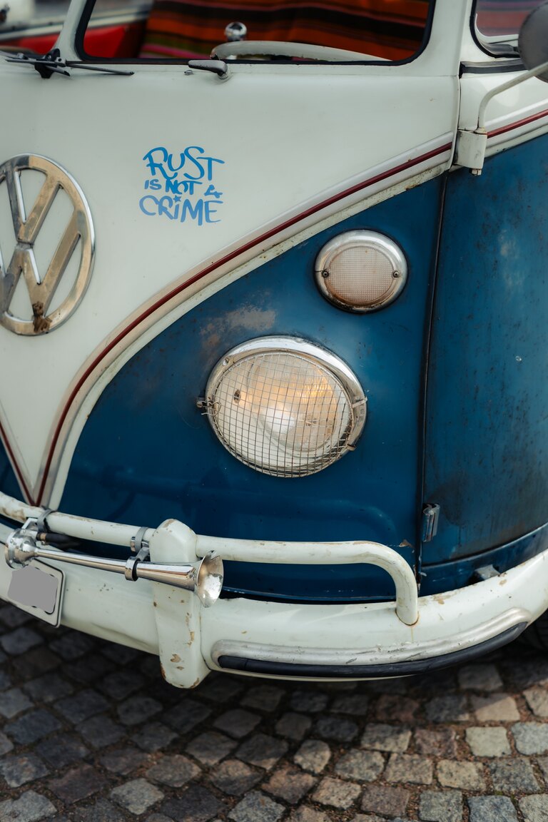 Aussenfoto 1964 Volkswagen Kleinbus Transporter 1500 Deluxe “21-fönsters Samba”