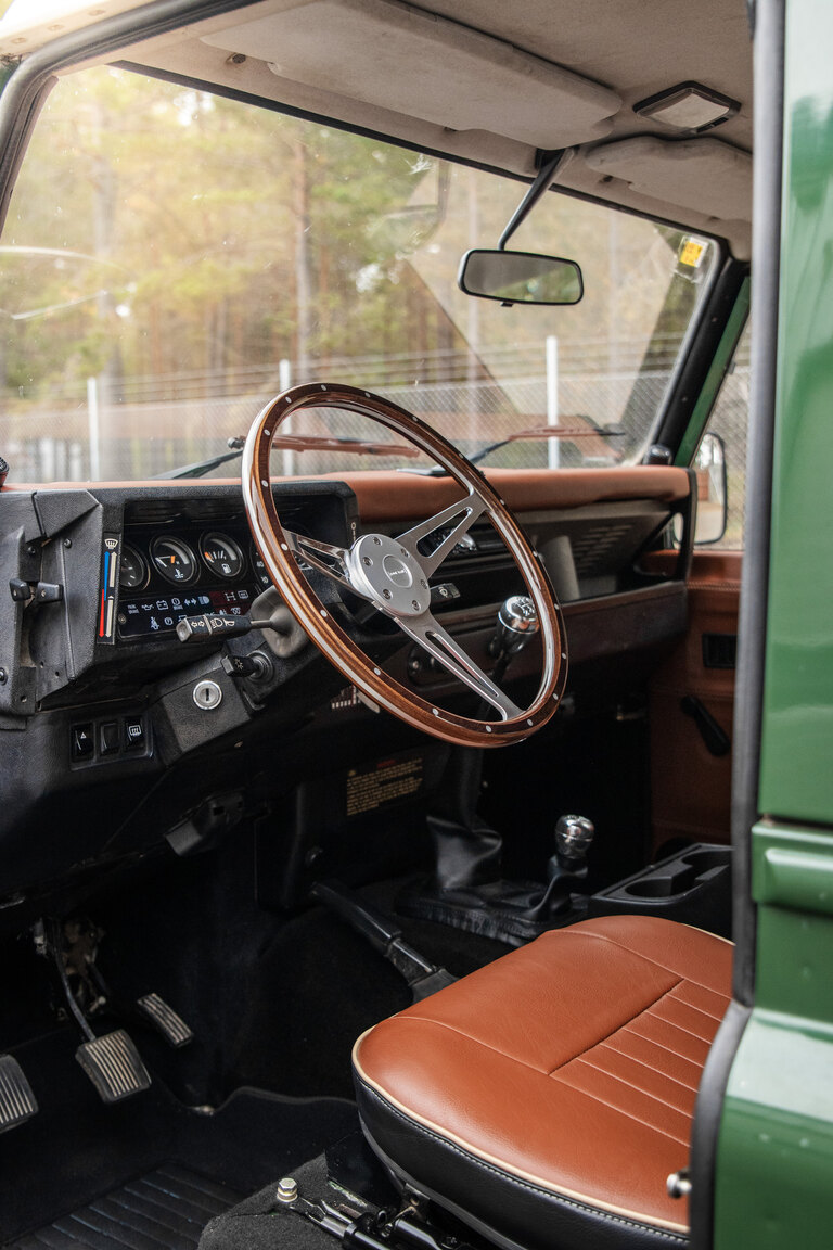 Interiörbild 1996 Land Rover Defender 90 300TDi (1)