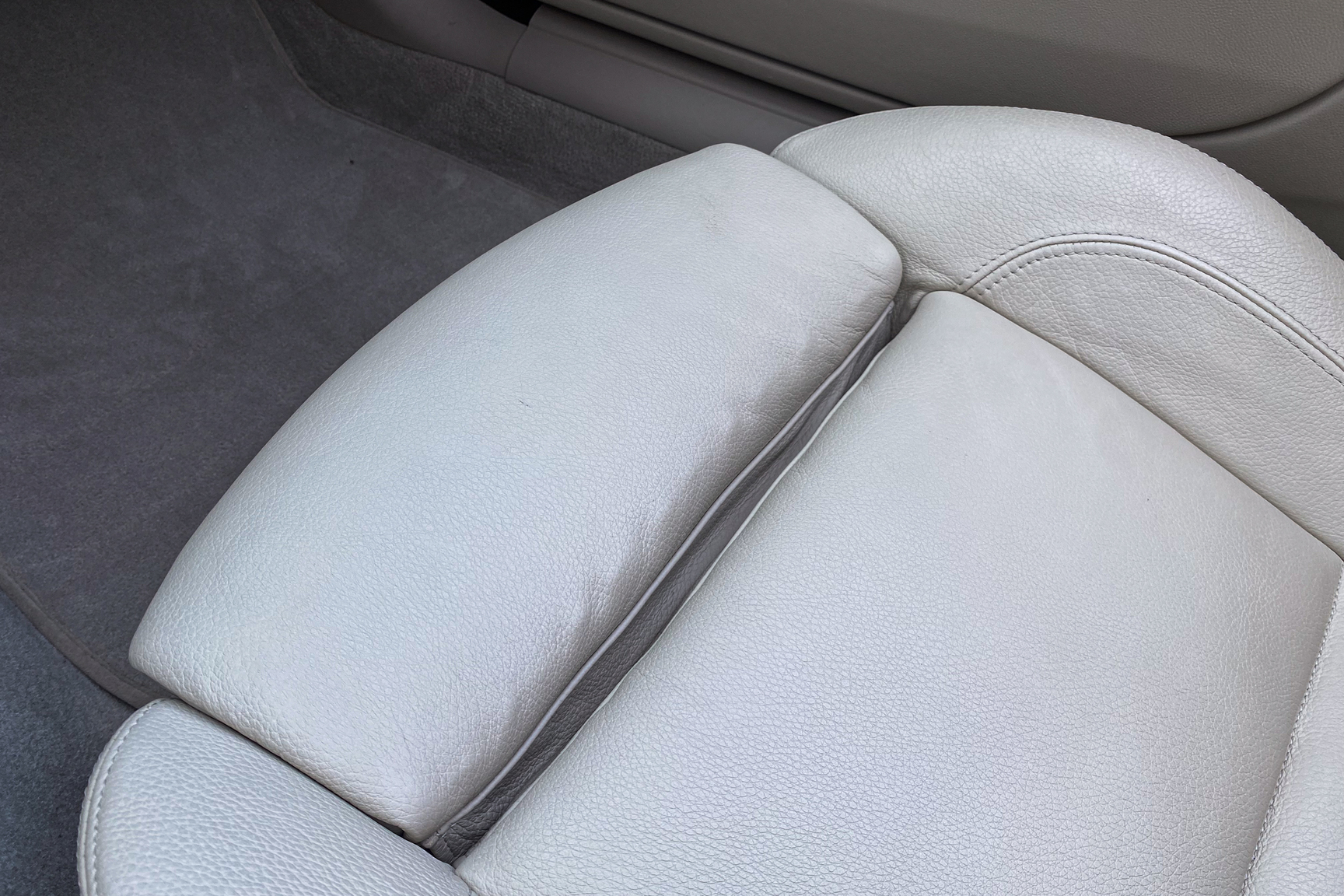 Interiörbild 2007 BMW 335i Cabriolet (27)