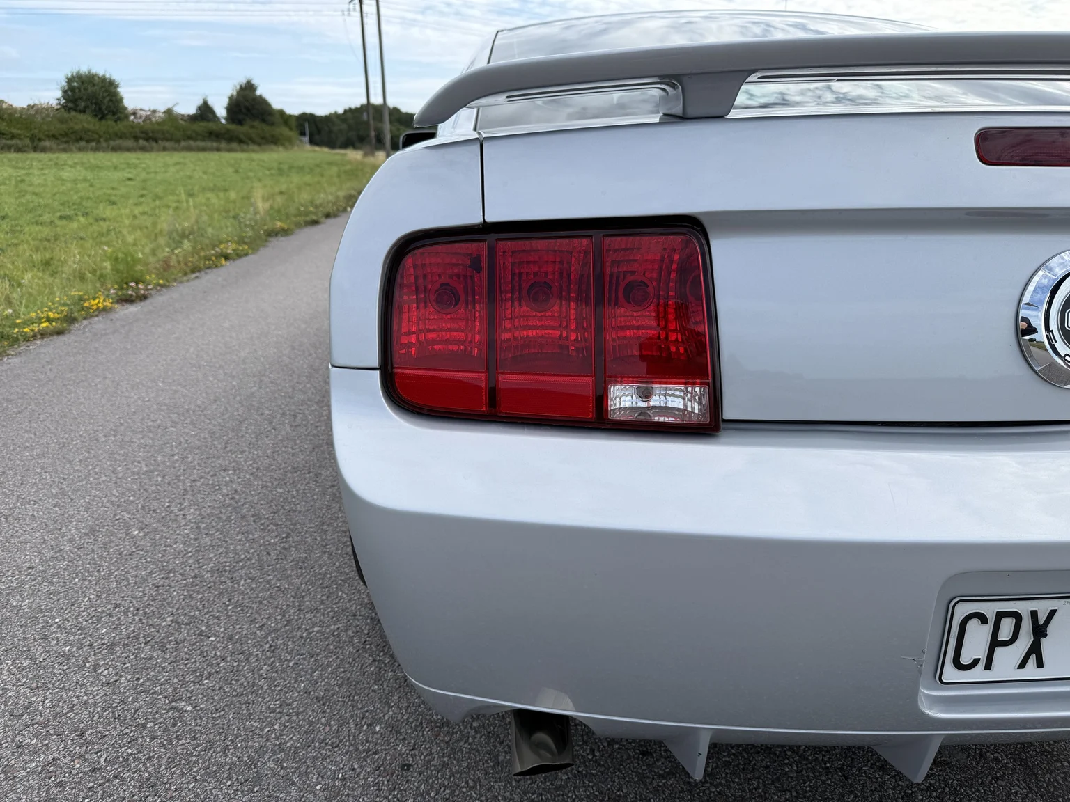Exteriörbild på 2006 Ford Mustang GT (18)