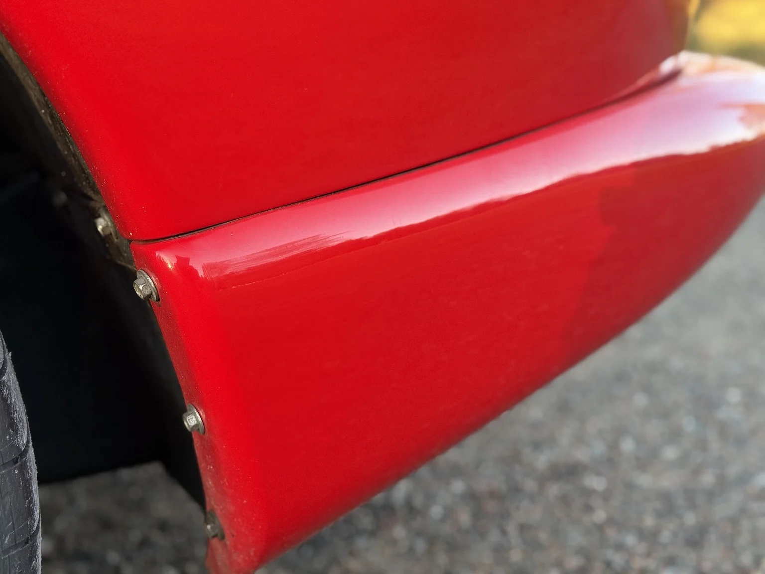 Exterior image of 1994 Chrysler Viper (61)