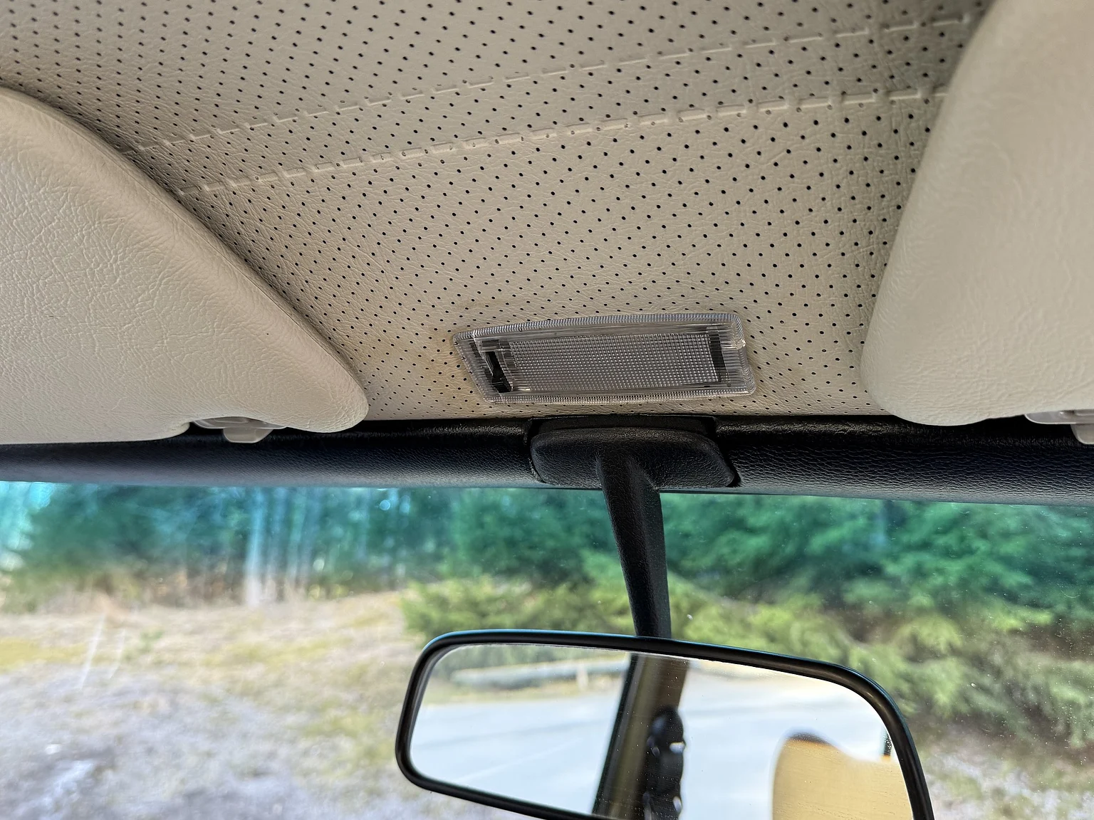 Innenraumfoto von 1974 Mercedes-Benz 230 Automatic (99)