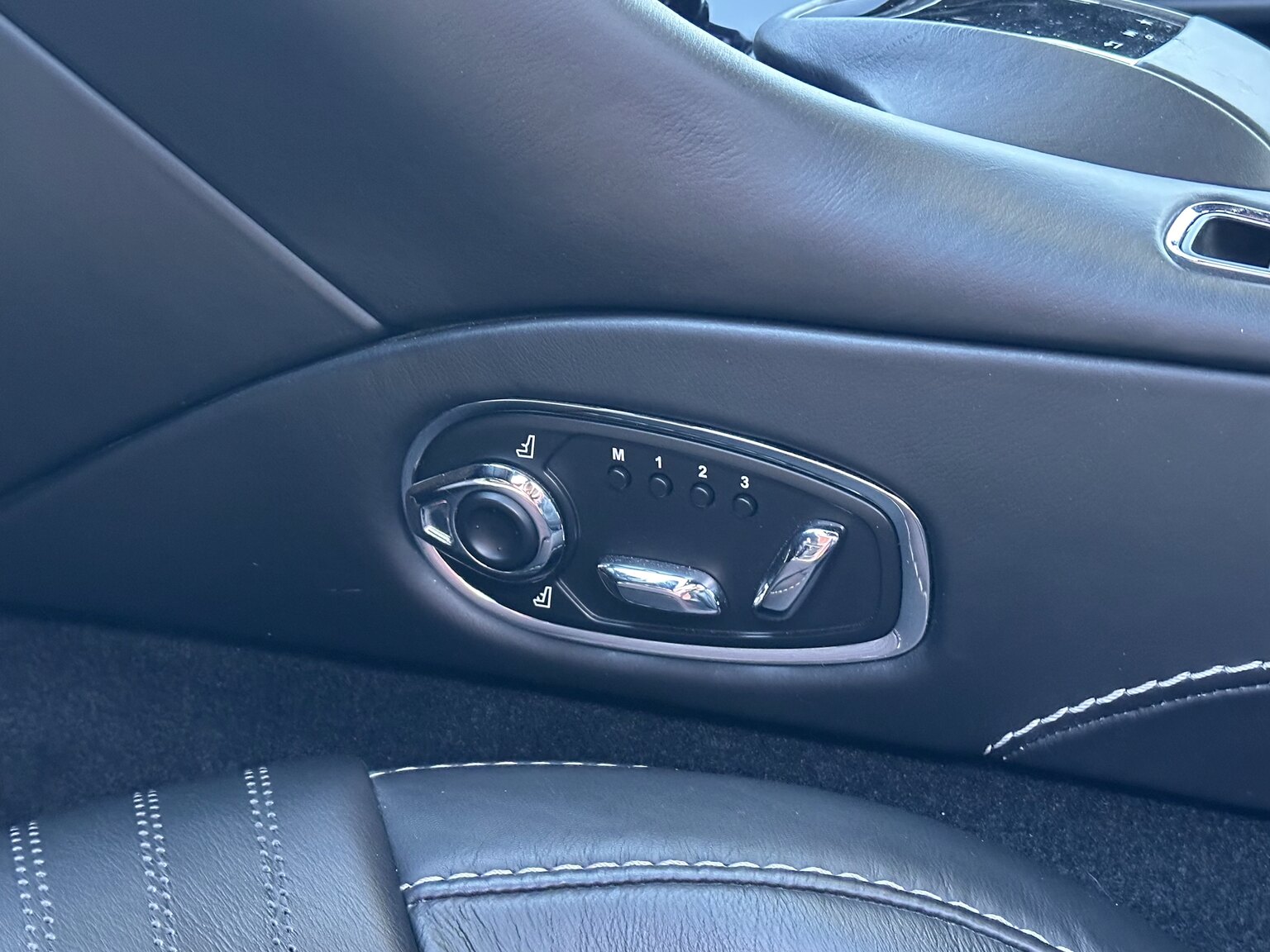Interior image of 2018 Aston Martin DB11