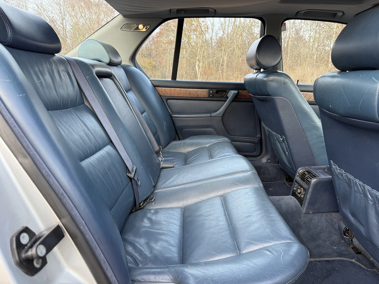 Interiörbild 1992 BMW 730iA (30)