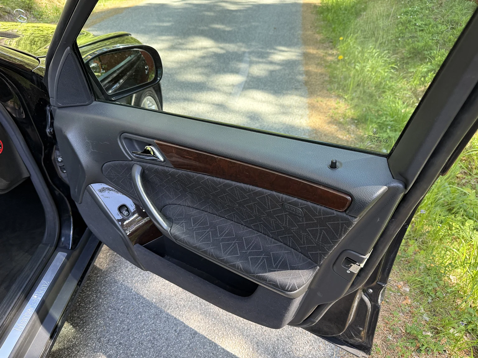 Innenraumfoto von 2002 Mercedes-Benz C 320 T (80)