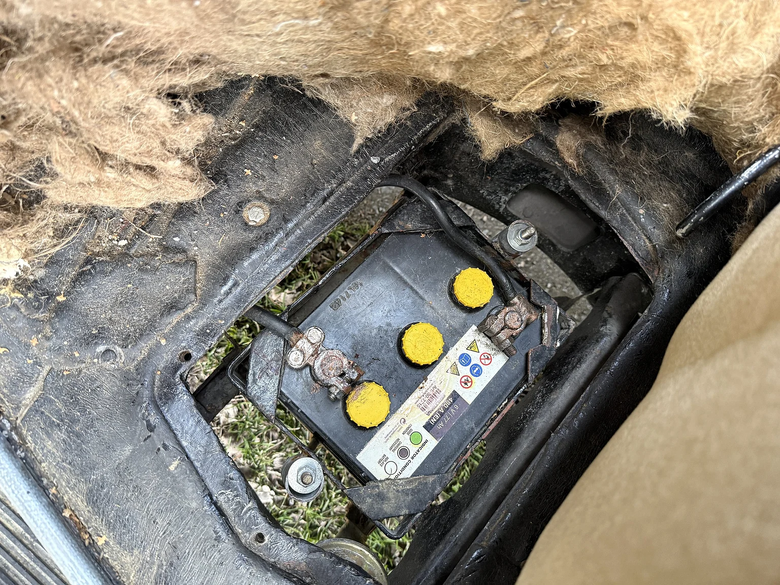 Interiörbild 1936 Ford 214A Fordor (65)